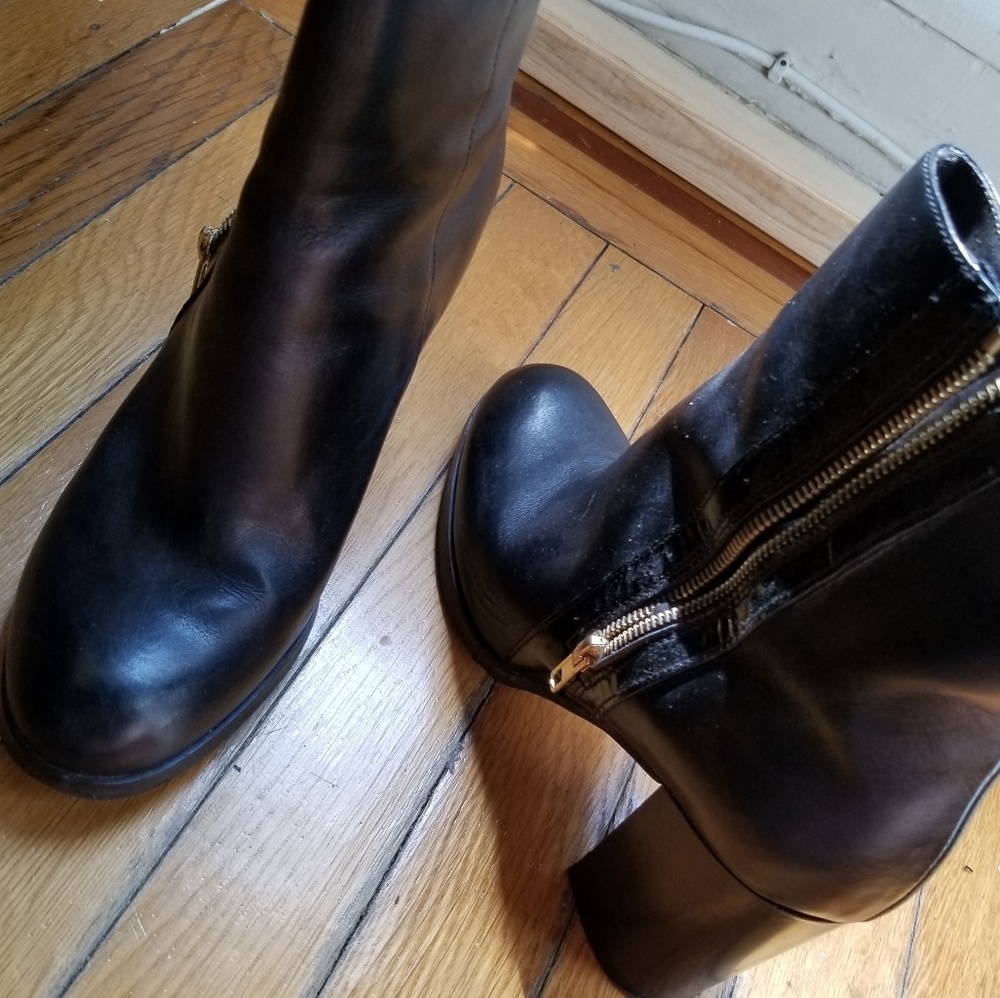 Black boots